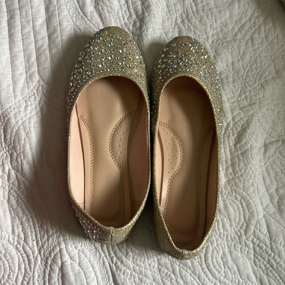 Gold diamond flat shoes